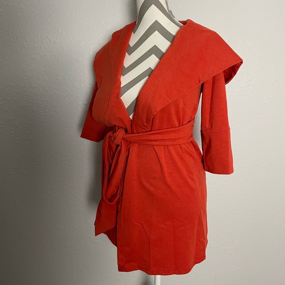 Xtaren wrap with hood - Picture 3 of 7